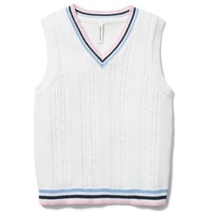 CABLE KNIT SWEATER VEST